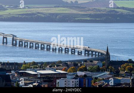 Dundee, Tayside, Scotland, UK.15th Oct, 2021. UK Weather: Warm and bright Autumn sunshine across North East Scotland, temperatures reaching 15°C. Autumn morning landscape of Dundee and the calm River Tay with the view of the 1800`s Tay Railway bridge observed from the “Law” the remains of a volcanic sill and is the highest view point in the city. Credit: Dundee Photographics/Alamy Live News Stock Photo